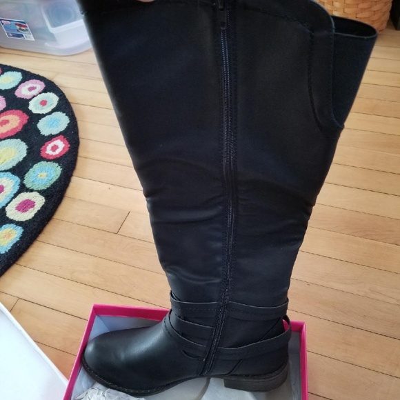 kadijah sweater cuff zip boot